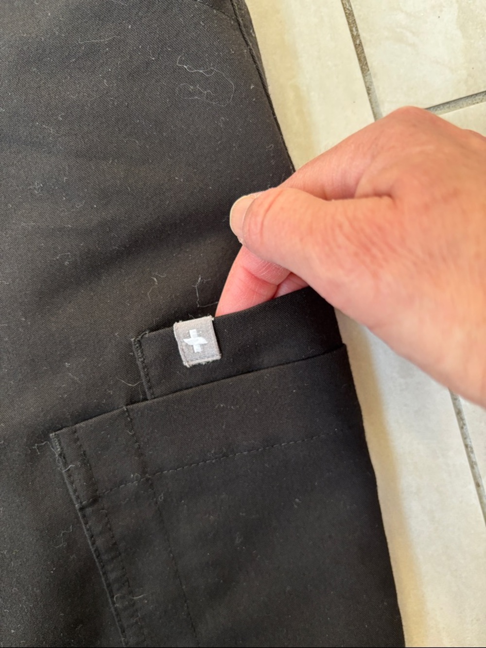 FIGS YOLA High Waisted Skinny Scrub Pants Black/Grey XLP - Picture 4 of 11